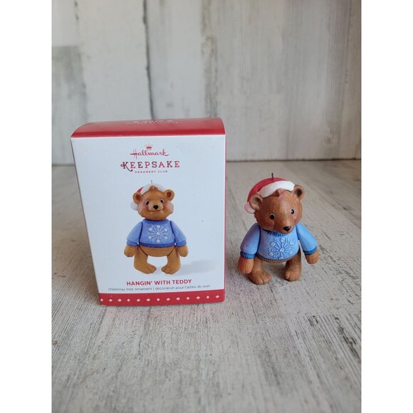 Hallmark hanging with Teddy ornaments Xmas - Picture 1 of 7